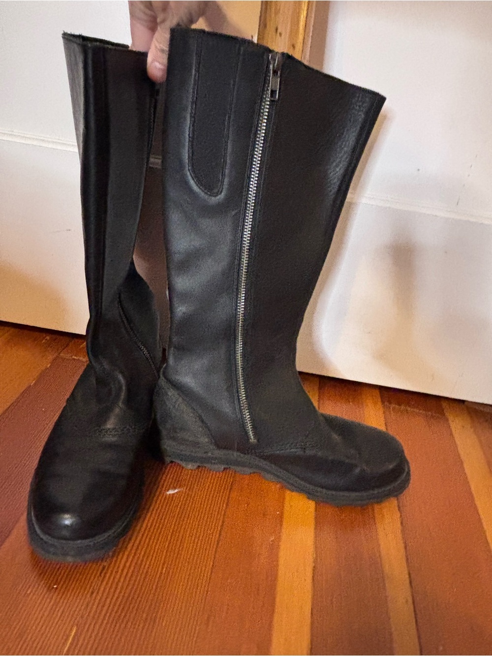 Sorel Black Leather Tall Side-Zip Heeled Boots